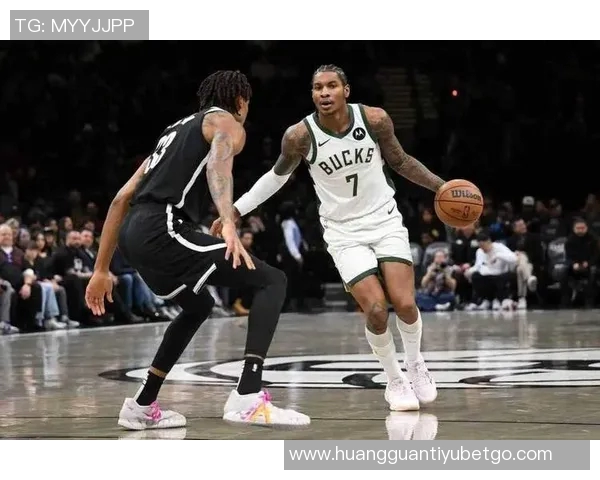 小凯文波特表现惨淡13投仅2中三分球全失仅得5分助攻7次却出现6次失误 小凯文波特表现惨淡13投仅2中三分球全失仅得5分助攻7次却出现6次失误